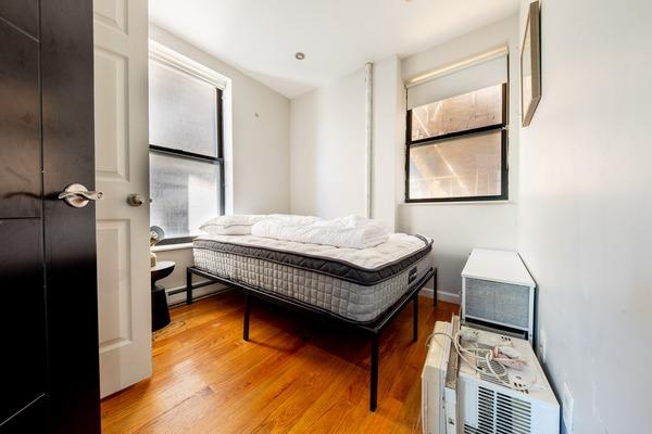 Photo of "#1871-C: Full Bedroom C" home