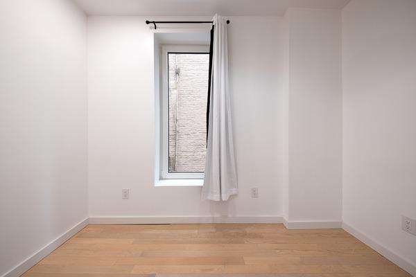 Photo of "#1898-C: Queen Bedroom C" home