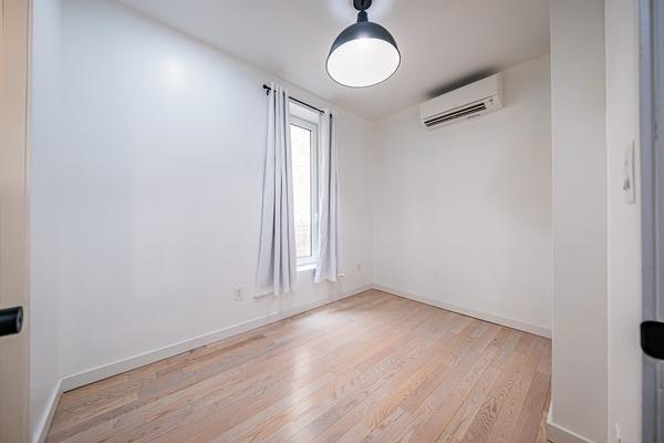 Photo of "#1893-B: Queen Bedroom B w/ Private Bathroom" home