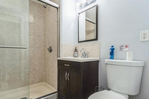 Photo of "#1806-E: Queen Bedroom E" home