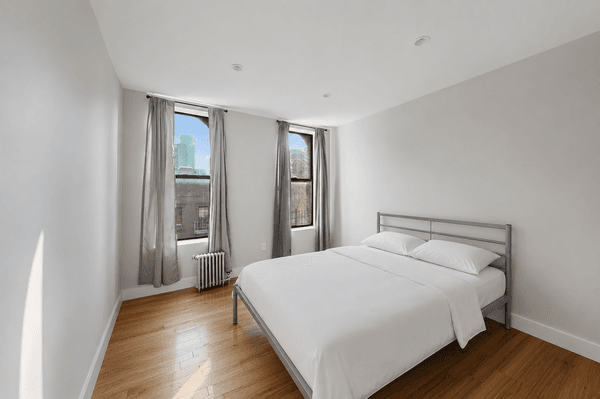Photo of "#706-C: Queen Bedroom C" home