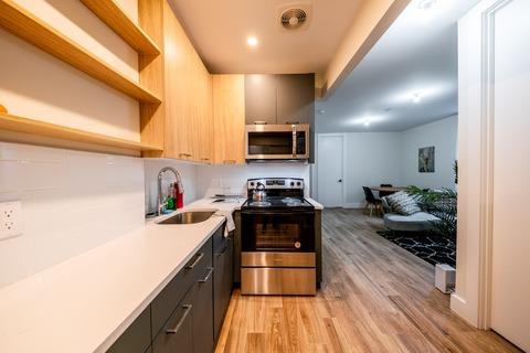 Photo of "#1833-C: Full Bedroom C/w Private Bath" home