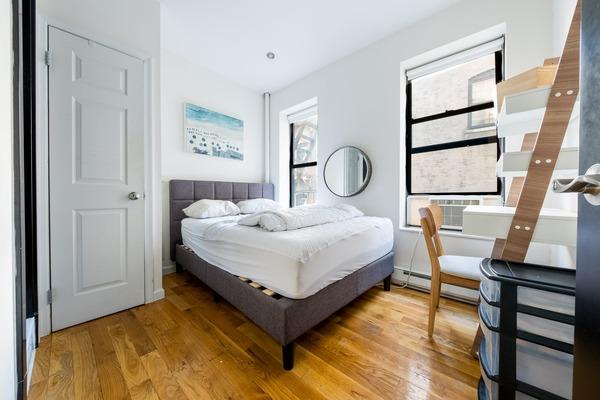 Photo of "#1867-D: Full Bedroom D/w Private Bath" home