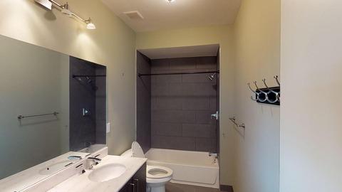 Photo of "#46b: Gorgeous Northern Liberties home with rooftop deck (Has a House)" home