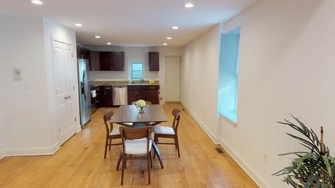 Photo of "#292: Delightful Point Breeze duplex with city views (Has a House)" home
