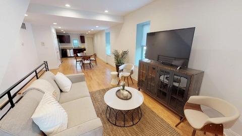 Photo of "#292: Delightful Point Breeze duplex with city views (Has a House)" home
