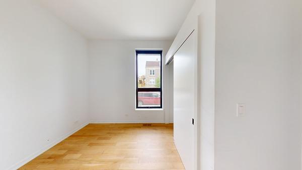 Photo of "#1861-D: Queen Bedroom D" home