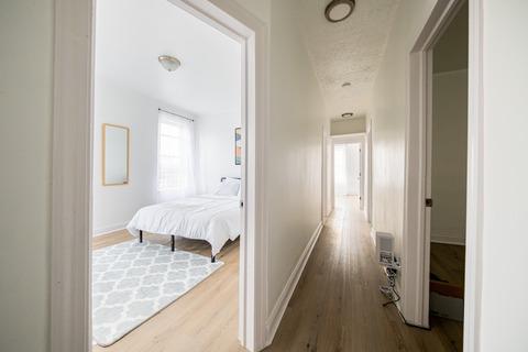 Photo of "#1876-D: Queen Bedroom D" home