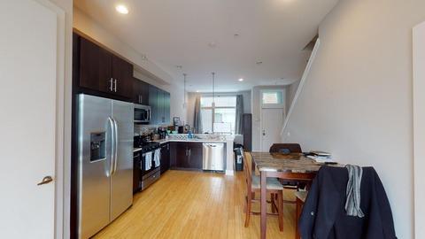 Photo of "#7fc: Luxurious Northern Liberties apartment steps from Market-Frankford Line (Has a House)" home