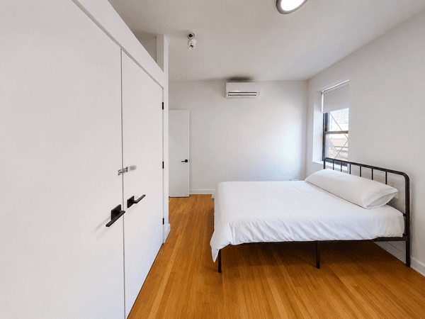 Photo of "#1467-C: Full Bedroom C" home