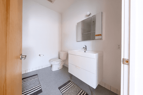 Photo of "#1842-D: Queen Bedroom D" home