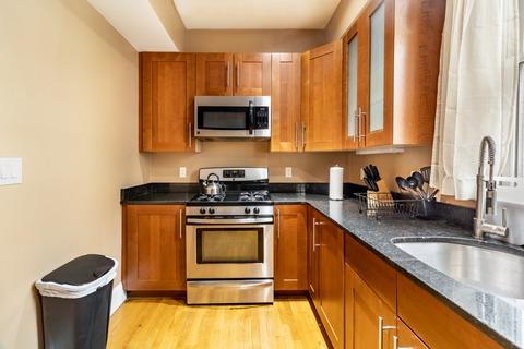 Photo of "#954-C: Queen Bedroom C" home