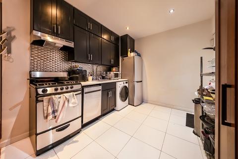 Photo of "#1863-F: Full Bedroom F" home