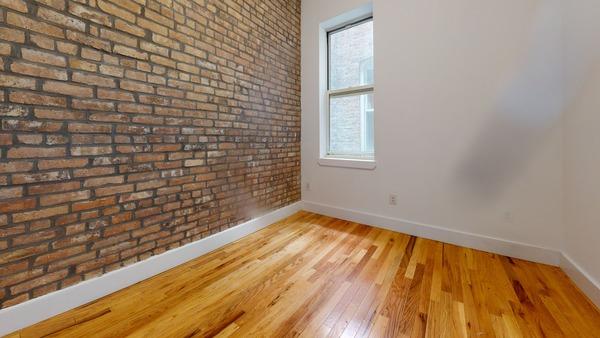 Photo of "#1892-B: Queen Bedroom B" home
