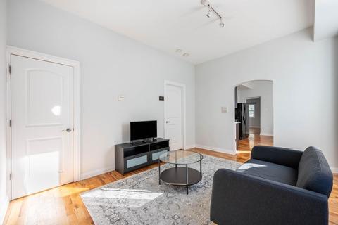 Photo of "#1613-C: Queen Bedroom C" home