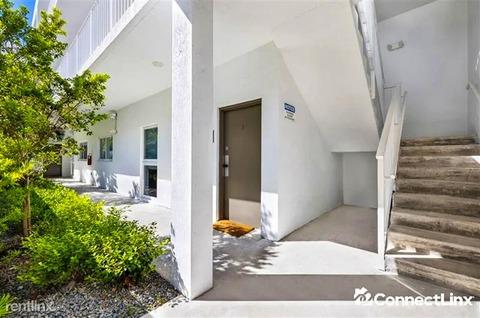 Photo of "#9d4: Stunning Skyline Views and Community Living in Vibrant Little Havana (Has an Apartment)" home