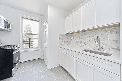 Photo of "#1876-B: Full Bedroom B" home