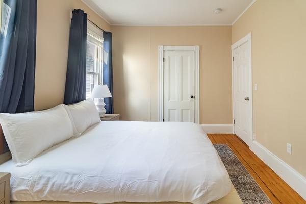 Photo of "#927-C: Full Bedroom C" home