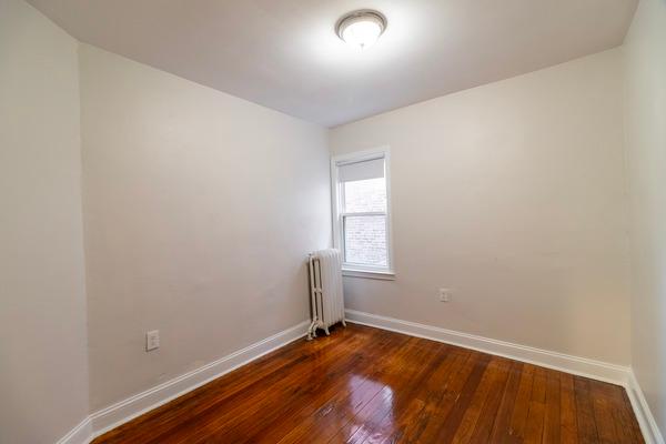 Photo of "#1875-B: Queen Bedroom B" home