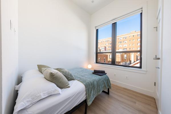 Photo of "#1906-B: Queen Bedroom B" home