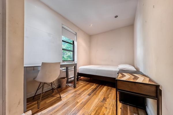 Photo of "#1864-D: Full Bedroom D" home