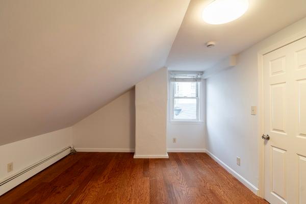 Photo of "#1786-D: Queen Room D " home
