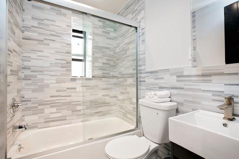 Photo of "#1873-B: Full Bedroom B" home