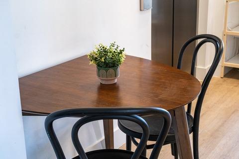 Photo of "#1906-C: Queen Bedroom C" home