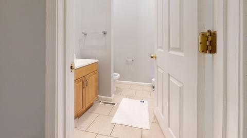 Photo of "#1768-C: Queen Room C w/Private Bathroom" home