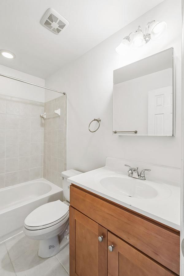 Photo of "#1771-C: Queen Bedroom C w/Private Bathroom" home