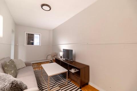 Photo of "#1419-B: Full Bedroom B" home