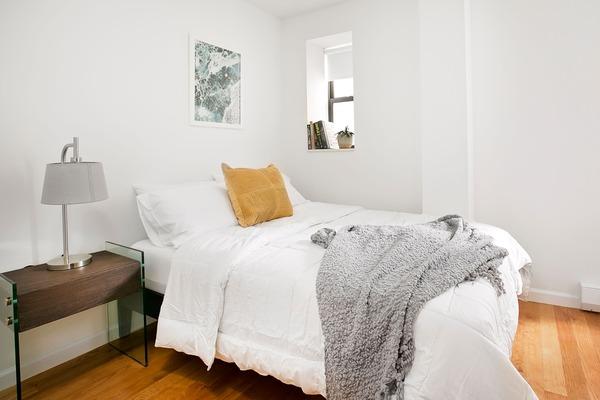 Photo of "#1863-E: Full Bedroom E" home