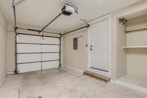 Photo of "#58e: Charming Alamo Heights home with swimming pool (Has a House)" home