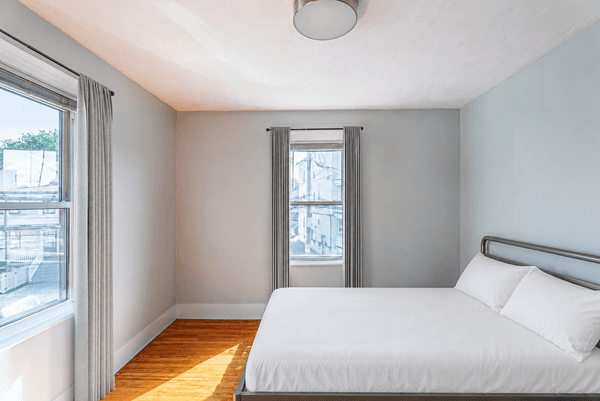 Photo of "#1284-B: Queen Bedroom B" home