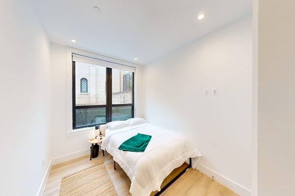 Photo of "#1903-D: Queen Bedroom D" home