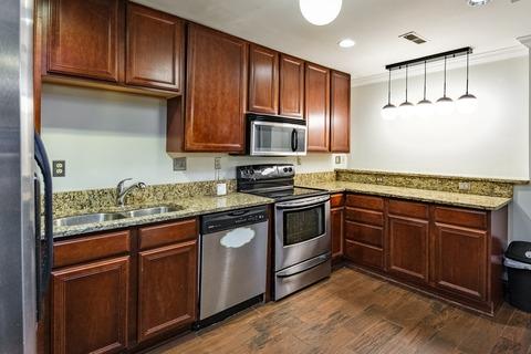 Photo of "#1767-B: Queen Room B w/Private Bathroom" home