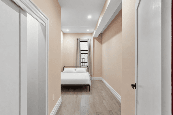Photo of "#696-B: Queen Bedroom B" home