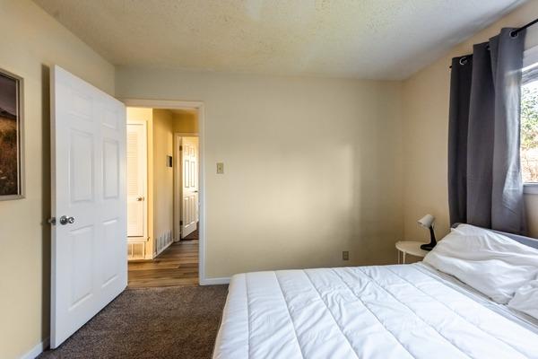 Photo of "#961-B: Queen Bedroom B" home