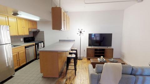 Photo of "#705: Lovely Old City apartment by Franklin Square (Has an Apartment)" home