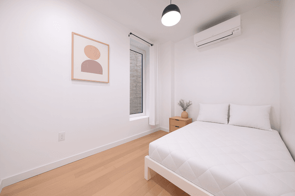 Photo of "#1898-C: Queen Bedroom C" home