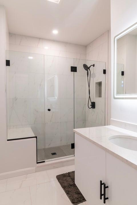 Photo of "#1756-C: Queen Room C" home