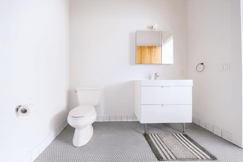 Photo of "#1842-D: Queen Bedroom D" home