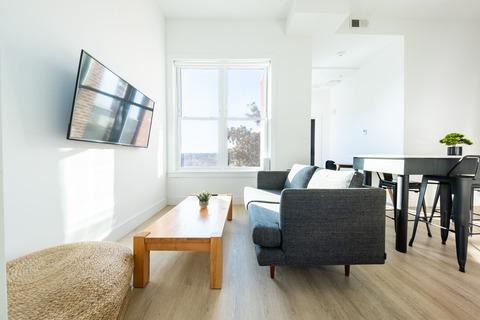 Photo of "#1907-B: Queen Bedroom B" home