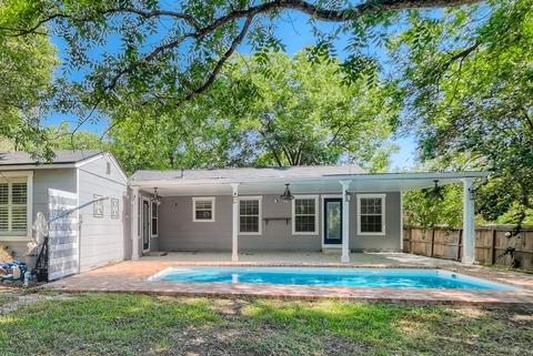 Photo of "#58e: Charming Alamo Heights home with swimming pool (Has a House)" home
