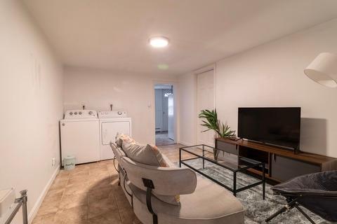 Photo of "#1752-D: Queen Bedroom D" home