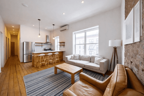 Photo of "#1842-B: Queen Bedroom B" home