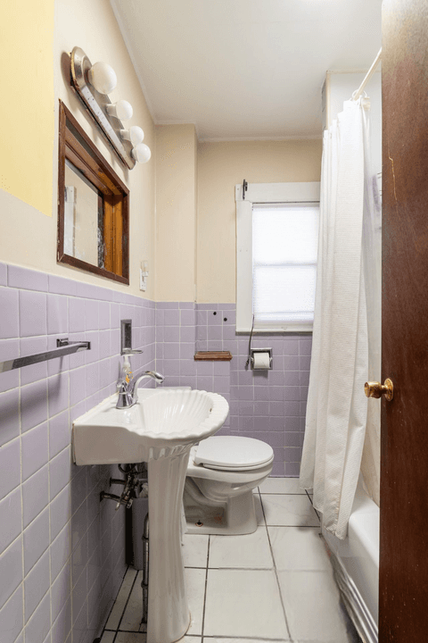 Photo of "#1742-A: Queen Bedroom A" home