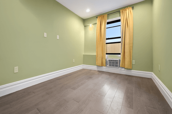 Photo of "#559-A: Queen Bedroom A" home