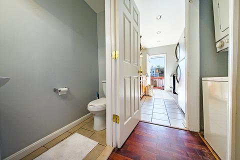 Photo of "#1768-C: Queen Room C w/Private Bathroom" home