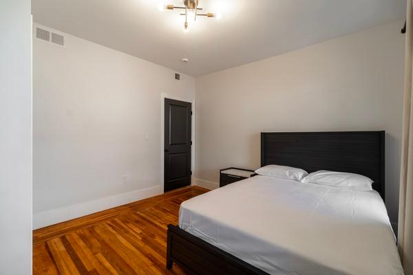 Photo of "#1900-D: Queen Bedroom D" home